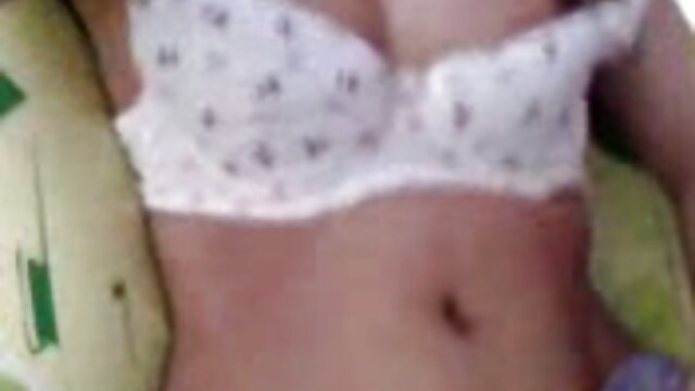 Jennifer spielt ihre Muschi porno online kostenlos anschauen